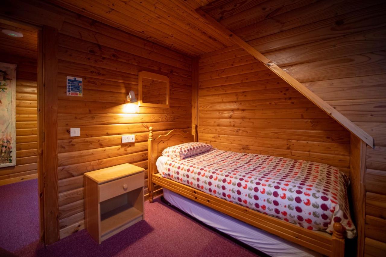 Badaguish Forest Lodges And Camping Pods Aviemore Kültér fotó